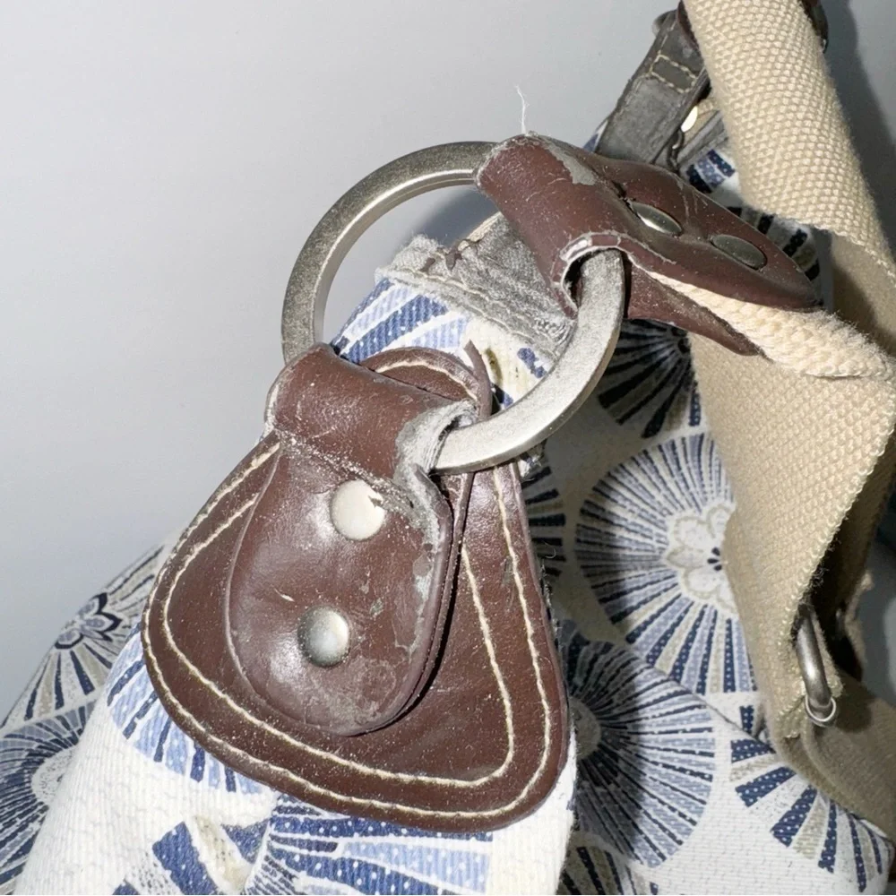 Oioi Be Spicy Diaper Bag Messenger Navy Medallion on Ivory Design